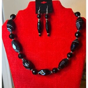 Handcrafted 2Pc Agate, Onyx & Hematite Necklace & Earrings set.